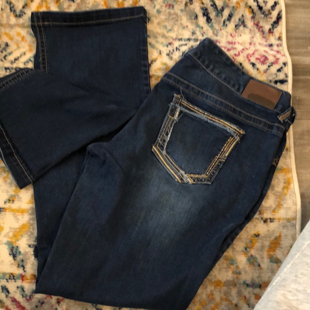 Maurices jeans